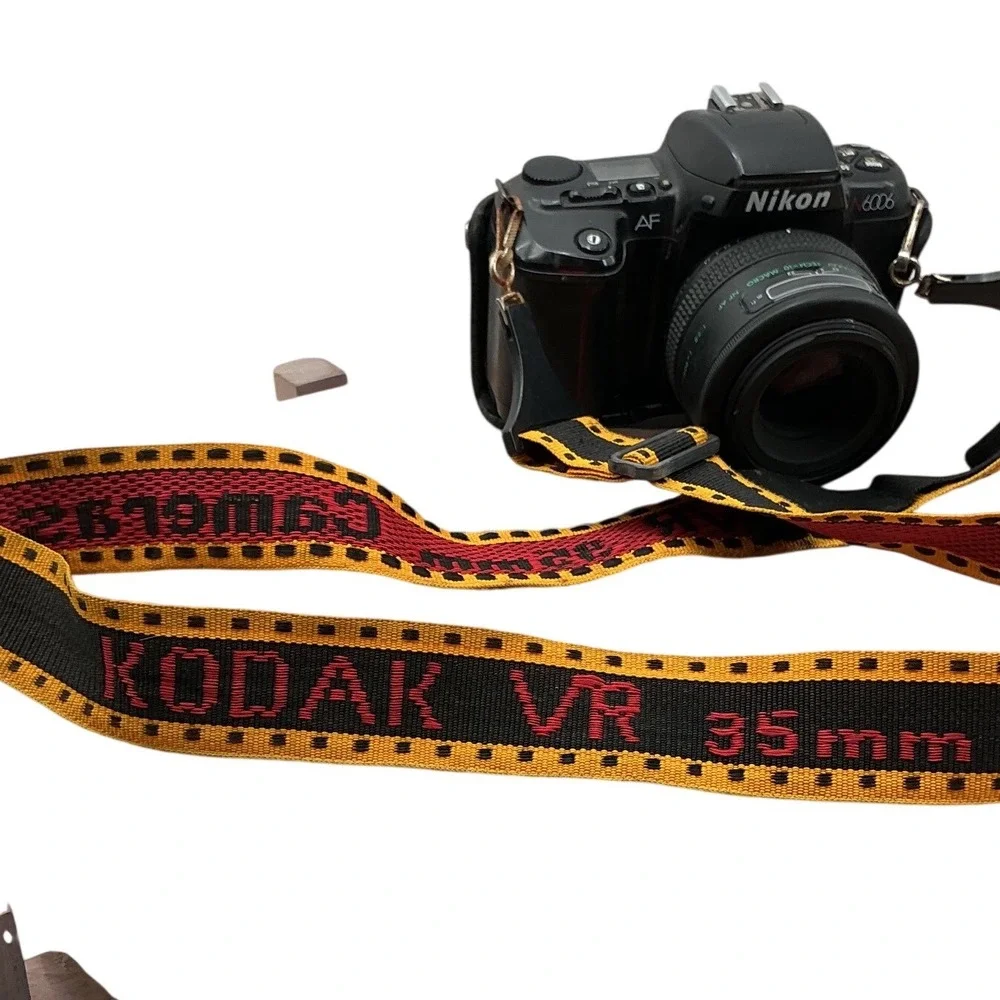 Nikon N6006 AF 35mm SLR Film‎ Camera Quantaray 90mm f2.8 Macro Lens Kodak Strap